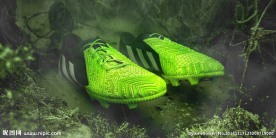 ADIDAS 足球鞋