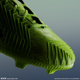 ADIDAS 足球鞋