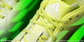 ADIDAS 足球鞋