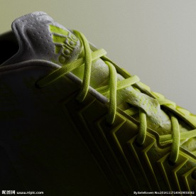 ADIDAS 足球鞋