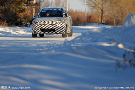 雪铁龙C3XR高清路试照