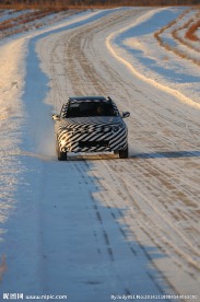 雪铁龙C3XR高清路试照