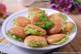 生菜酱肉饼