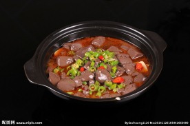青椒焖鸭血