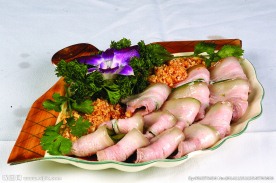 蒜泥白肉卷