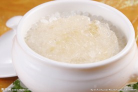 椰汁西米炖燕窝