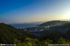 群山大海