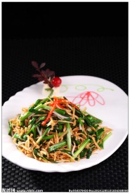 韭菜豆芽炒烙馍