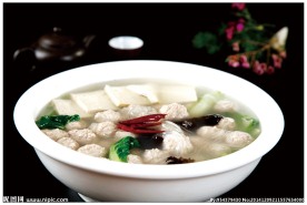 小白菜汆丸子