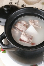 鲜山药肉排砂锅