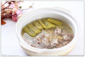 唐排黄豆煲凉瓜