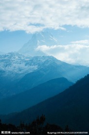 珠穆朗玛峰