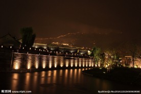 水镇长城夜景