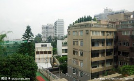 山顶高楼建筑