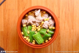 凉瓜黄豆炖排骨