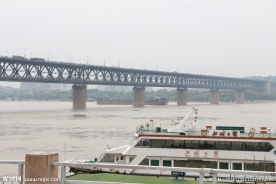 江边