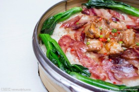 笼仔排骨腊味菜心蒸糯米饭