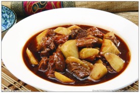 土豆炖牛肉