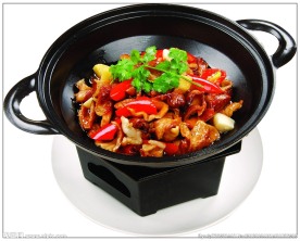 干锅九味肥肠