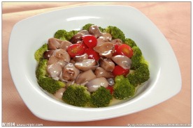 兰花烩草菇