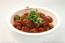豆嘴焖猪尾