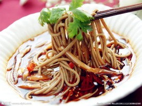 酸辣蕨根粉