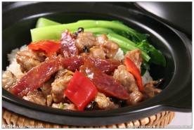 腊肠排骨煲仔饭