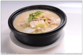 大白菜花肉炖豆腐