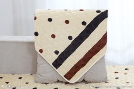 毛绒沙发垫靠背