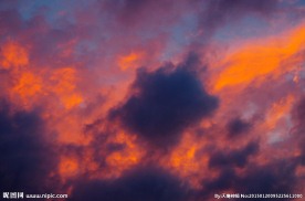 夕霞晚照满天红