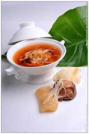 三丝鱼唇羹