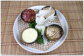 农家四样肉鸡鱼又一村