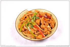 小酥肉焖莜面鱼