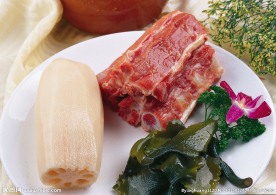 莲藕海带煨龙骨