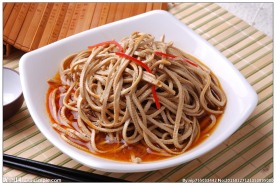 鸡汁豆腐丝