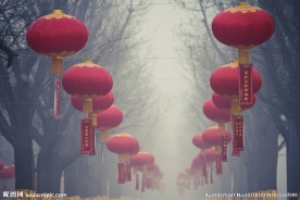 树林灯笼