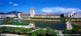 烟台大学三园湖全景