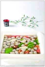 香菜丸子炖豆筋