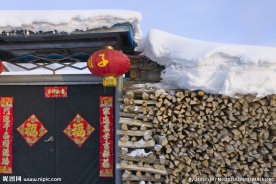 房屋白雪