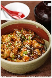 香菇鸡肉饭