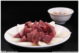 大块牛肉