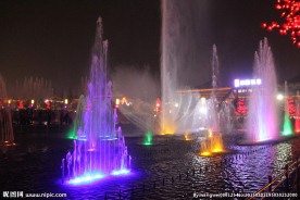 西安大雁塔广场音乐喷泉