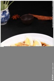 卤水鸡蛋豆腐