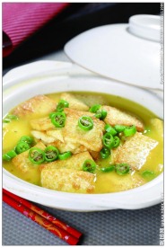 浓汤鸡蛋豆腐