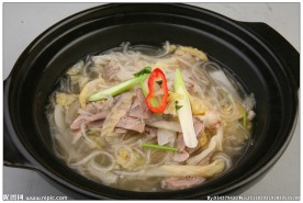 砂锅酸菜羊肉