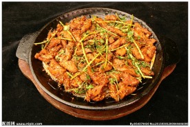 铁锅羊肉