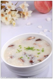 香菇鸡块粥