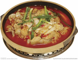 鱼杂砂锅
