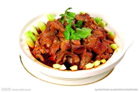 湘味牛腩煲