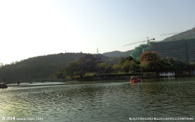 湖边景色